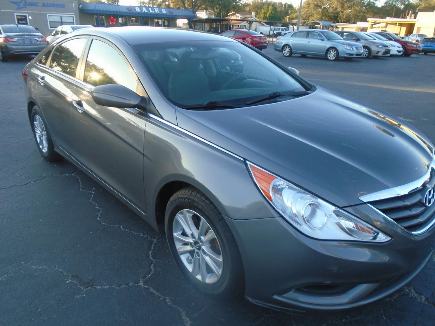 2012 Hyundai Sonata (5NPEB4AC3CH) , located at 6112 N Florida Avenue, Tampa, FL, 33604, (888) 521-5131, 27.954929, -82.459534 - Photo#2